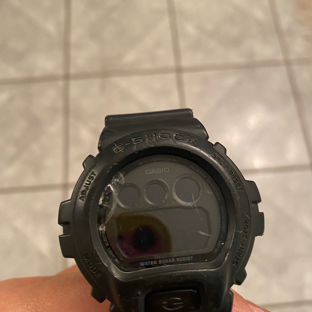 G shock watch ⏰